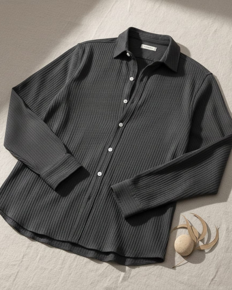 Men Standard Fit Textured Spread Collar Casual Shirt